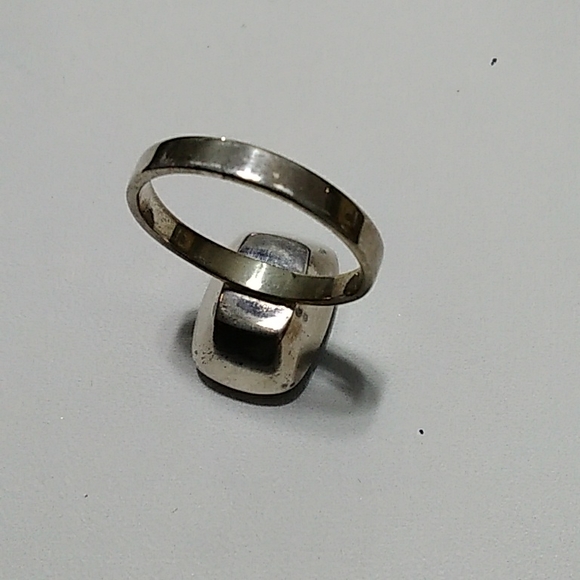 Labradorite Ring - Picture 7 of 8